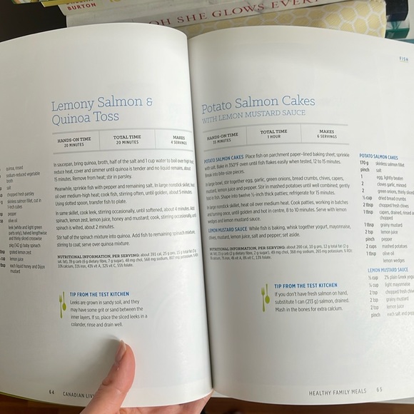 ✨ 2/$20 Family Cookbook | Canadian Living - Picture 6 of 7